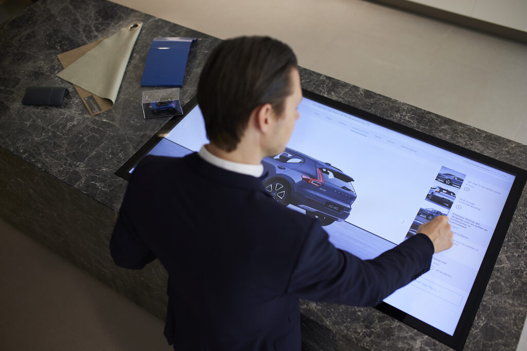 beleving in autoshowroom